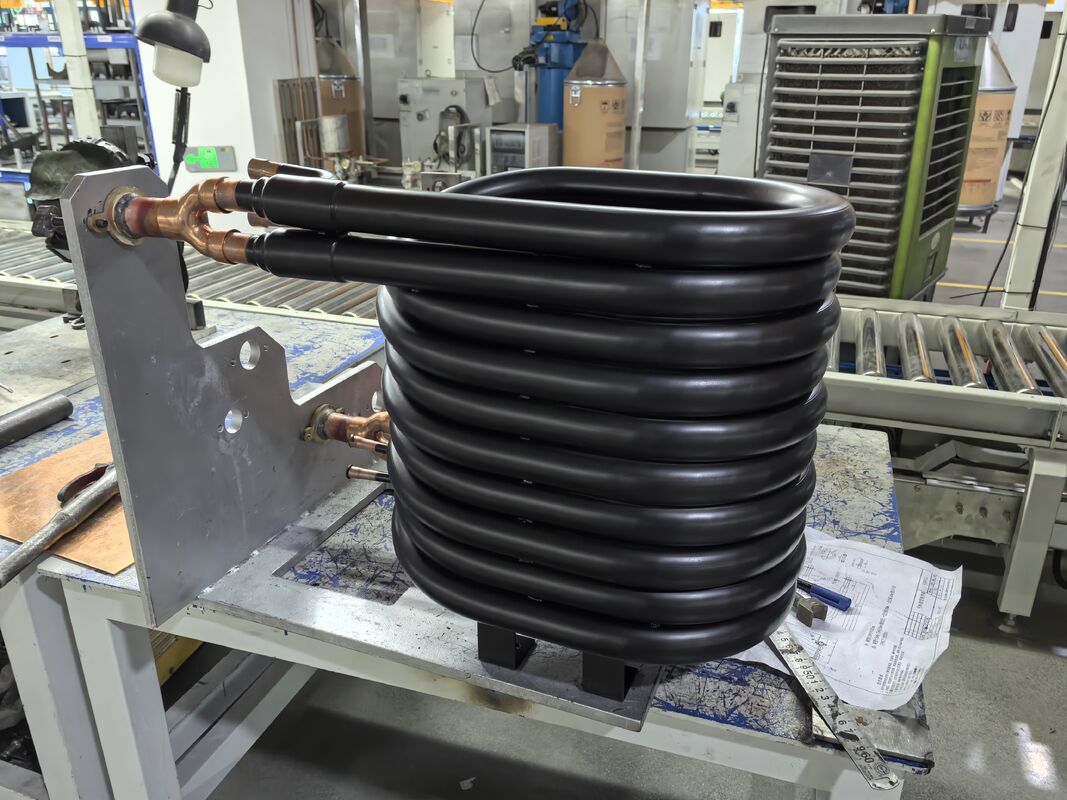 R22 냉각제 유형 동축 열 교환기 파이프 길이는 1 ~ 10 M 압력 범위 0.1 ~ 10 MPa 냉각 용액을 위해 설계