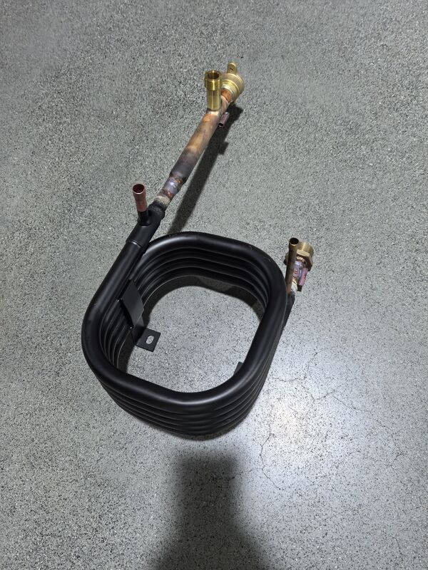 탁월한 열 전달을 위해 나선형 비틀림 구조와 140mm 폭을 갖춘 플랜지형 HVAC 동축 열교환기